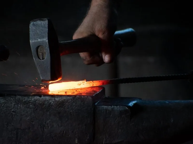 Blacksmithing-Day-2-800x600